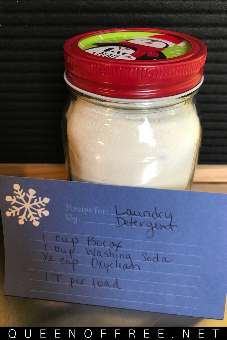 What a fun idea! Make your own Homemade Laundry Detergent as a gift PLUS 4 other great D.I.Y. Christmas presents!