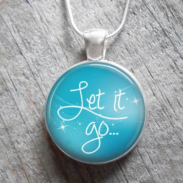 Get this adorable Frozen Inspired Necklace for $11.69 shipped!